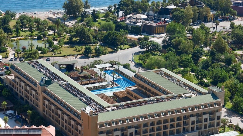 Crystal Deluxe Resort Spa